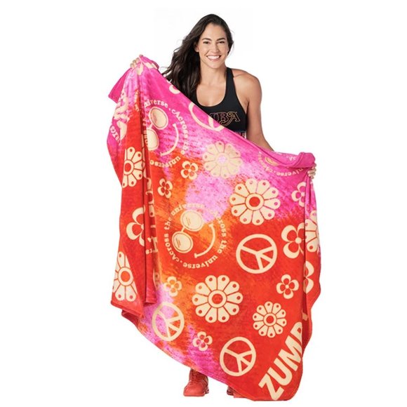 Zumba Wear Across the Universe Blanket Throw - Picture 1 of 2